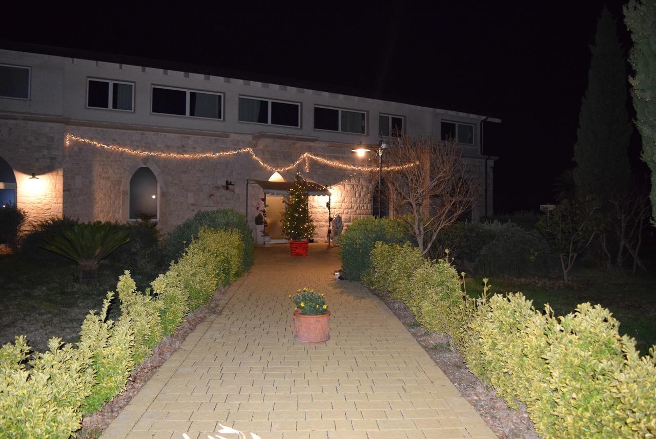 Zyra Garden Club Bed & Breakfast Acquaviva delle Fonti Exterior photo